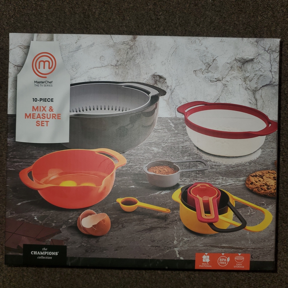 MasterChef The TV Series 10-Piece Mix & Measure Set.